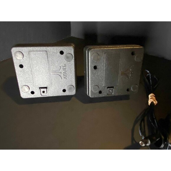 ATARI Flashback 5 Classic Game Console w 2 Wireless Controllers - Picture 7 of 7